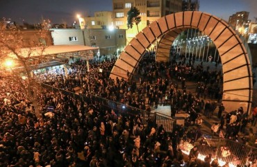 Iranians students demonstrate following a tribute for the victims of Ukraine International Airlines Boeing 737 in front of the Amirkabir University in the capital Tehran, on January 11, 2020.