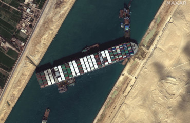 Satellite image (c) 2021 Maxar Technologies.