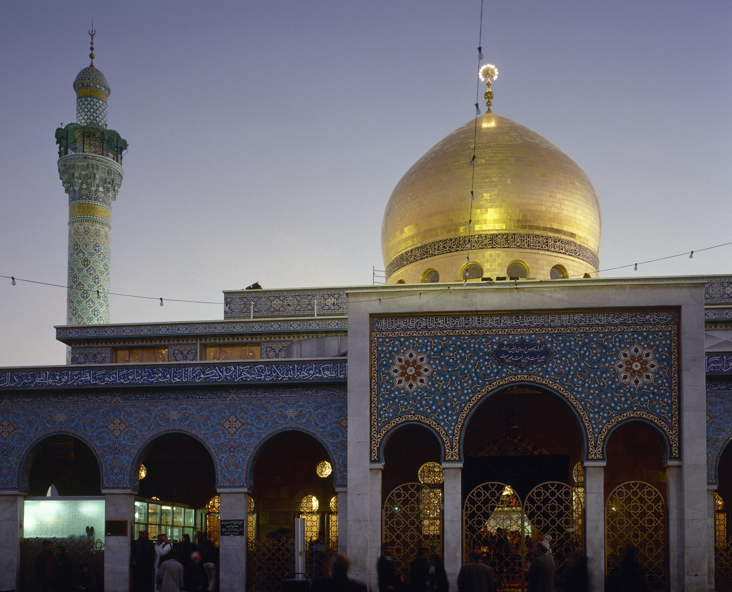 Sayyidah Zaynab Mosque in Damascus before the Syrian civil war. (PHAS/UIG via Getty Images)